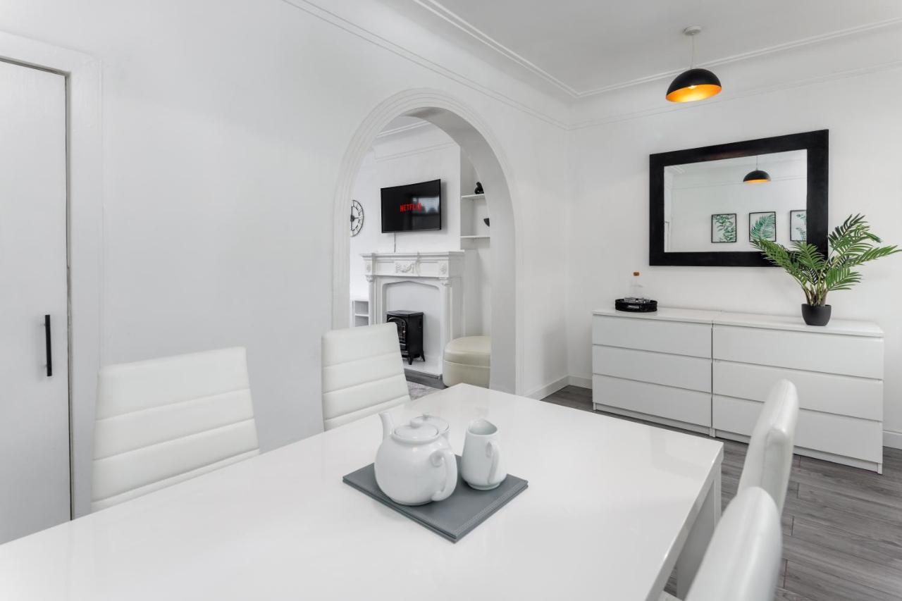 شقة The Empress 2 Bed Terraced House ليفربول المظهر الخارجي الصورة